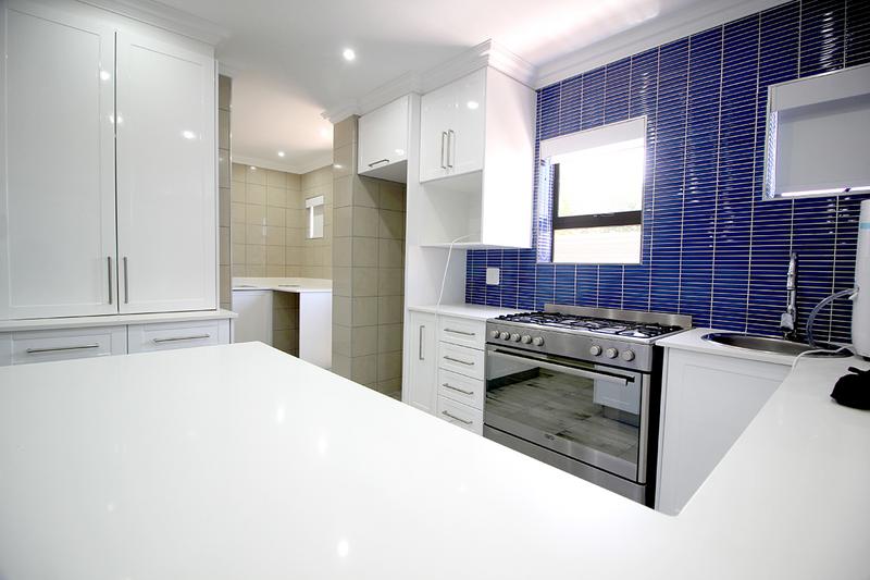 8 Bedroom Property for Sale in Reebok Western Cape